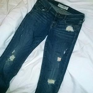 Distressed A&F Skinny