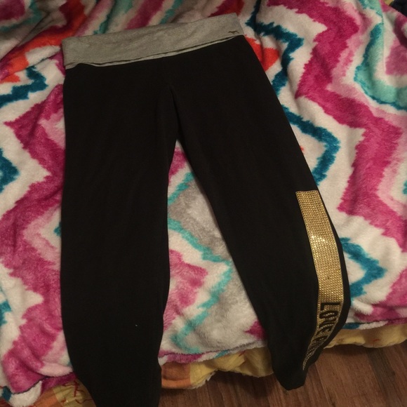 Limited edition VS Pink yoga legging