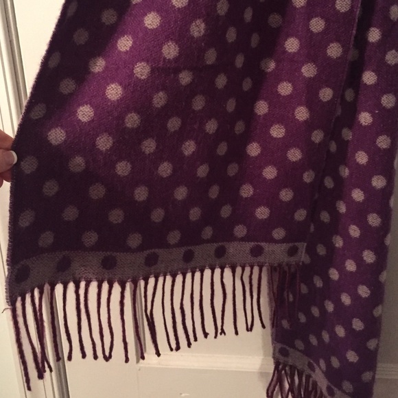 Reversible purple &a grey scarf