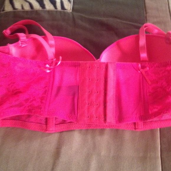Bra - Picture 2 of 2