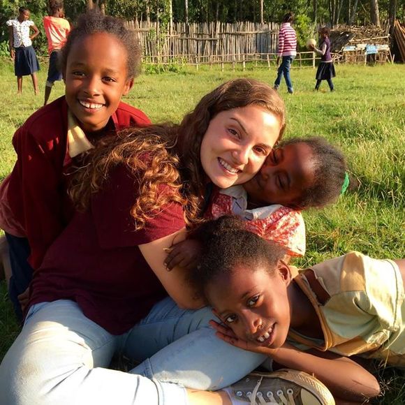 Meet your Posher, Hannah