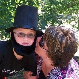 Meet your Posher, Melanie