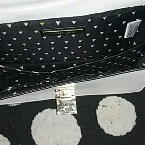 Handbag - Picture 3 of 4