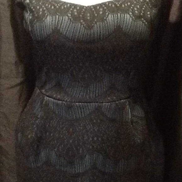 NEW BLACK EMERLD WITH FRONT POCKETS