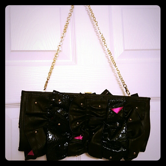 Rampage clutch with gold chain strap