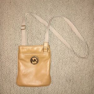 Light brown Michael Kors cross body