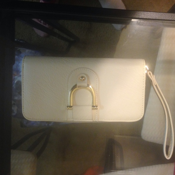 All white wallet