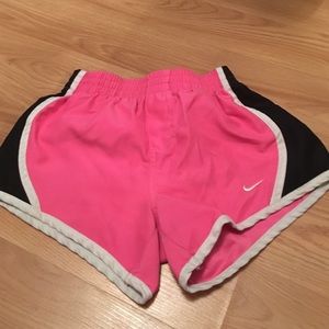 Running shorts