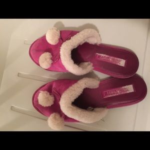 Final Price Coach Shearling House Slippers