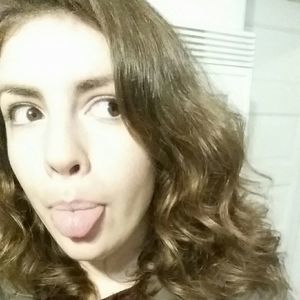 Meet your Posher, Lena