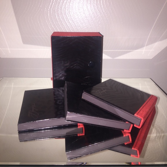 Laura mercier "into the wild" look book