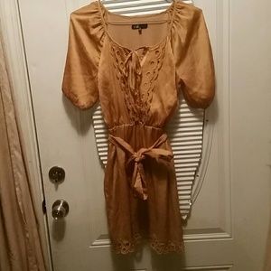 Beautiful gold dress with some detail