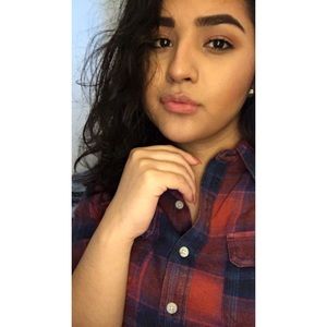 Meet your Posher, Arely