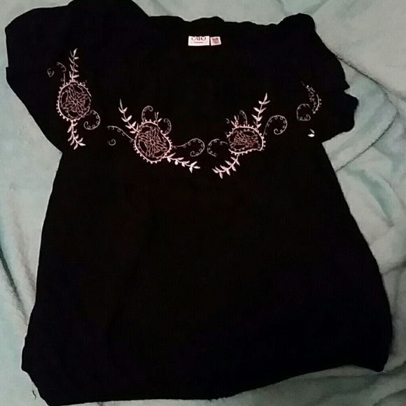 Like new Cato top