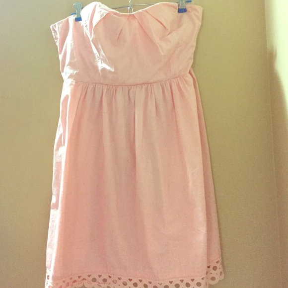 Baby doll style peach strapless dress - Picture 1 of 4