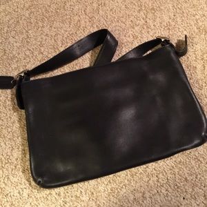 Vintage Coach shoulder bag