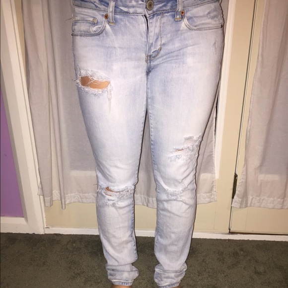acid wash, ripped, American eagle jeans - Picture 2 of 3