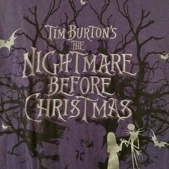 🎁GIFTED🔷 Nightmare Before Christmas T-shirt - Picture 2 of 4