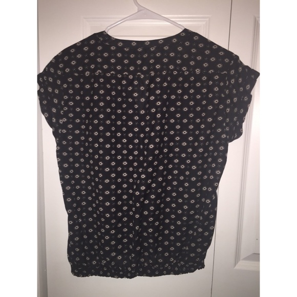 Top - Picture 2 of 3