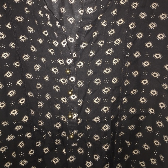 Top - Picture 3 of 3