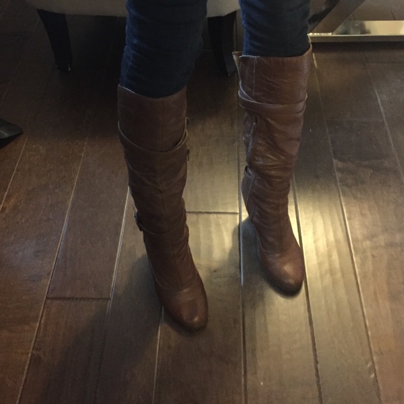 Steve Madden size 7 brown leather boots