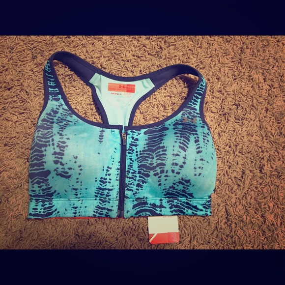 Sports bra