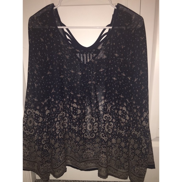 Long sleeve top - Picture 2 of 3