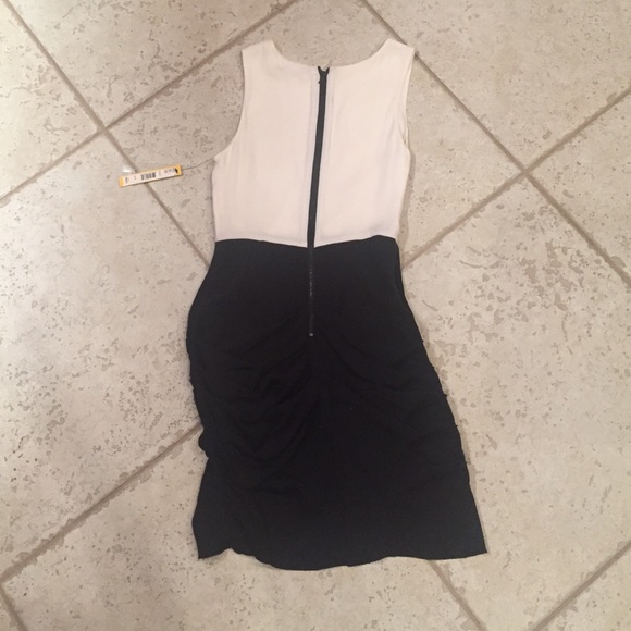 Alice and Olivia dress - Picture 2 of 2