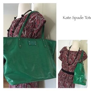 •Authentic Kate Spade Handbag•