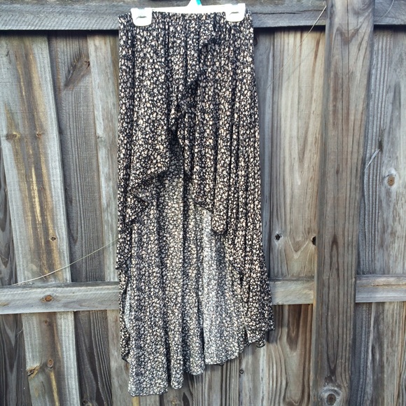 Brandy Melville high-low skirt