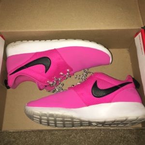 Hot pink Nike