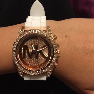 White silicone watch