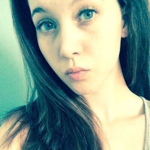 Meet your Posher, Michaela