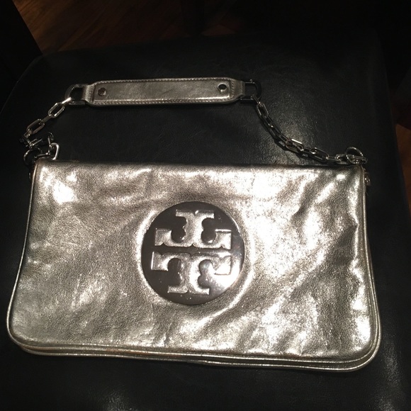 Tory Burch Handbags - 🎀Authentic Tory Burch Handbag🎀