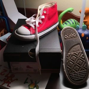 Toddler/Youth Size 8 worn once. Cute as a button