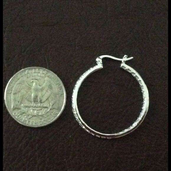 💎NWOT In and Out CZ Sterling Hoop Earrings - Picture 4 of 4