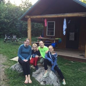 Meet your Posher, Melissa