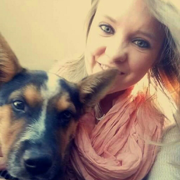 Meet your Posher, Tanya - Picture 1 of 1