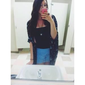 Meet your Posher, Faith