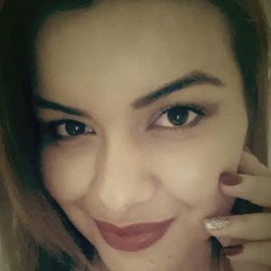 Meet your Posher, Julie