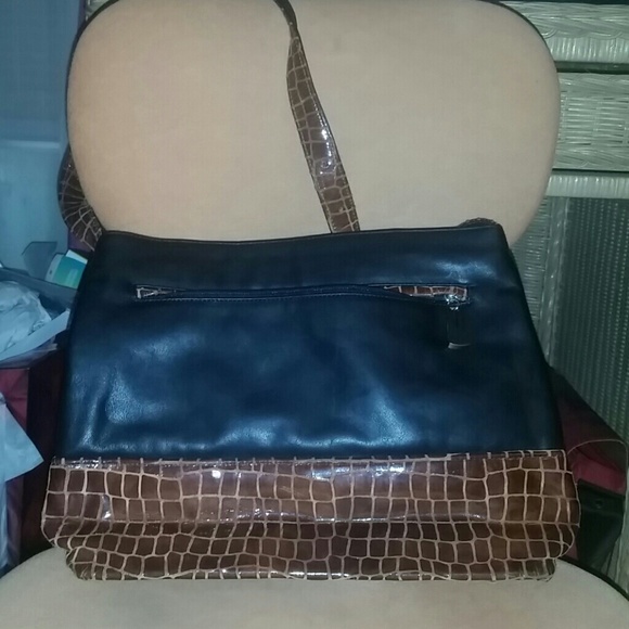 LIZA GANZ CROSS BODY BAG CROCODILE PRINT ACCENT - Picture 1 of 2
