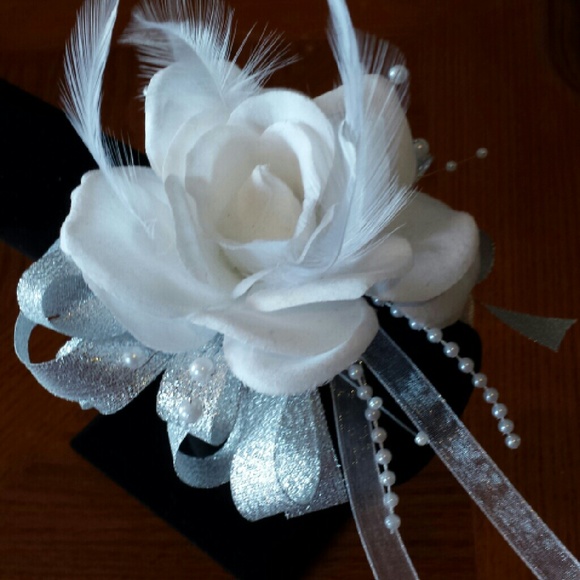 Meet your Posher, Monica - Picture 3 of 4