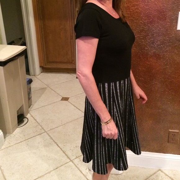 Parker dress - Picture 4 of 4