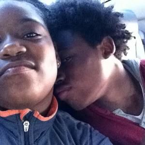 Meet your Posher, Khris