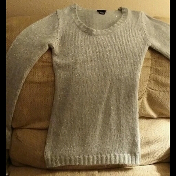 Grey sweater