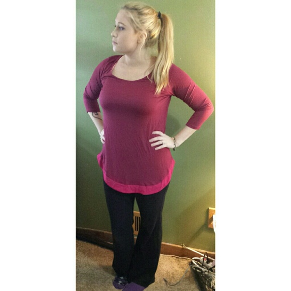 Maroon/red tunic top