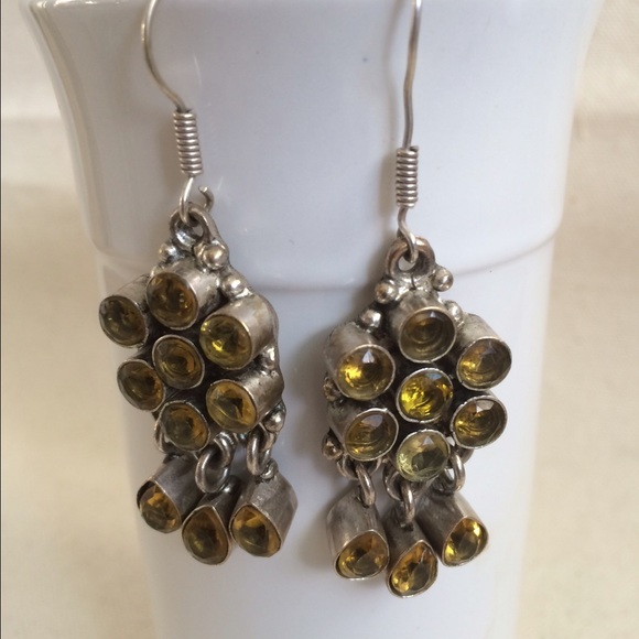 Earring - Picture 3 of 4