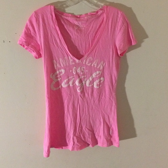 Bright pink, v-neck, short-sleeve AEO top