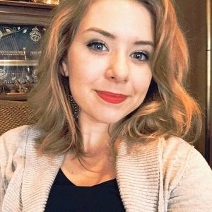 Meet your Posher, Haley