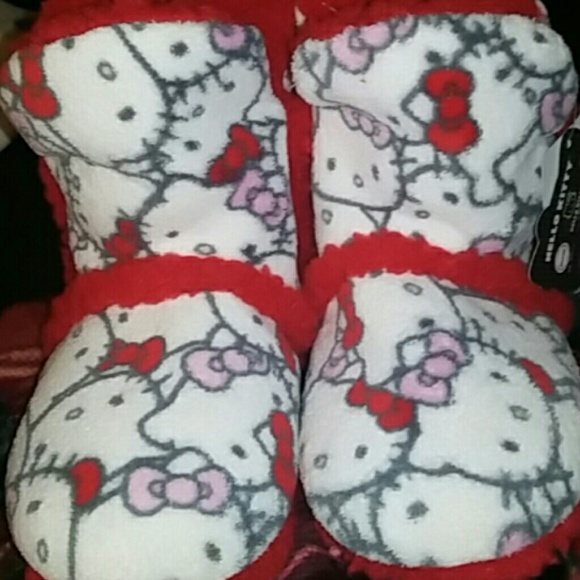 Hello kitty fluffy boots/slippers